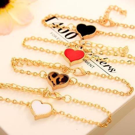 Sleek Soul Heart Bracelet