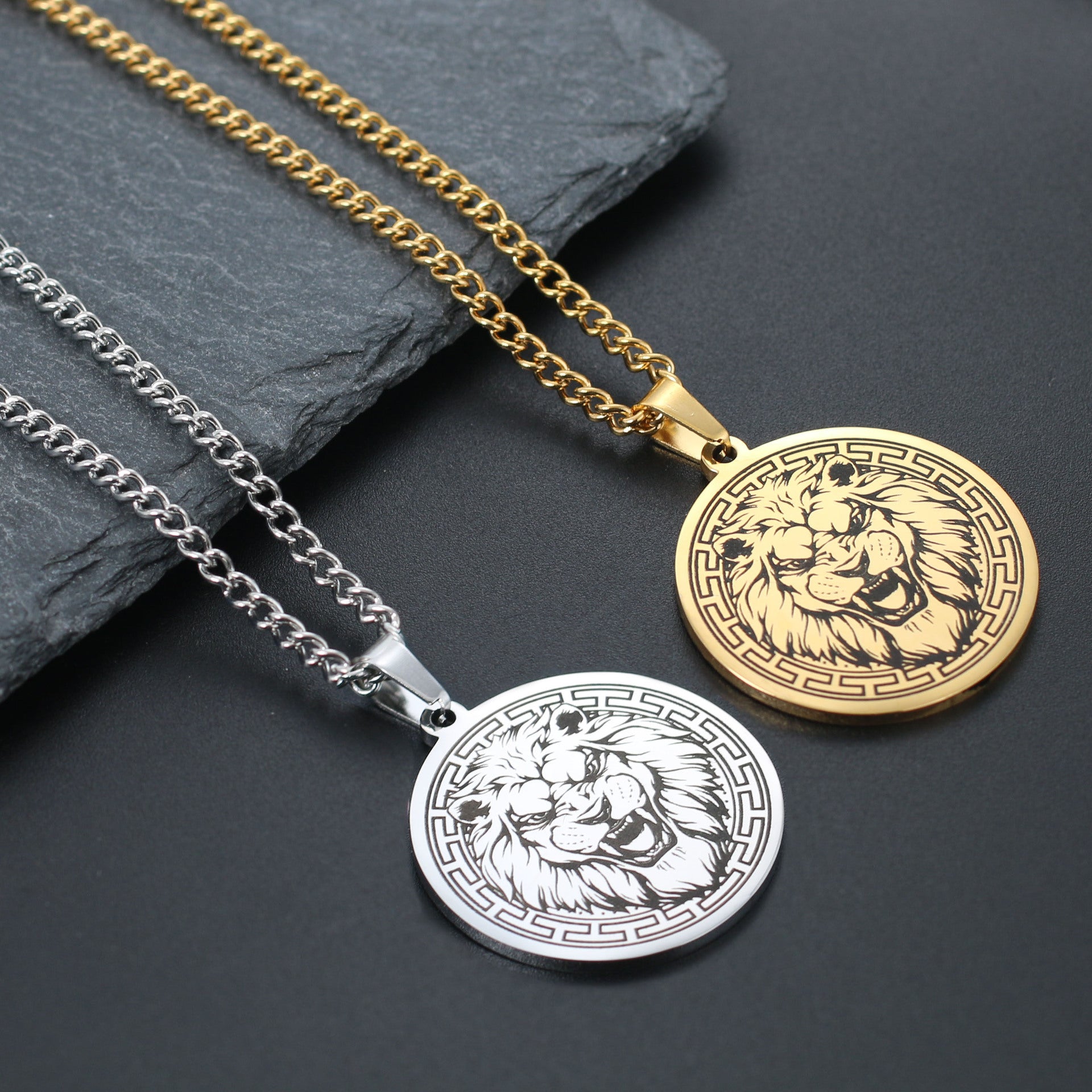 Wild Beast (Pendant + Chain)