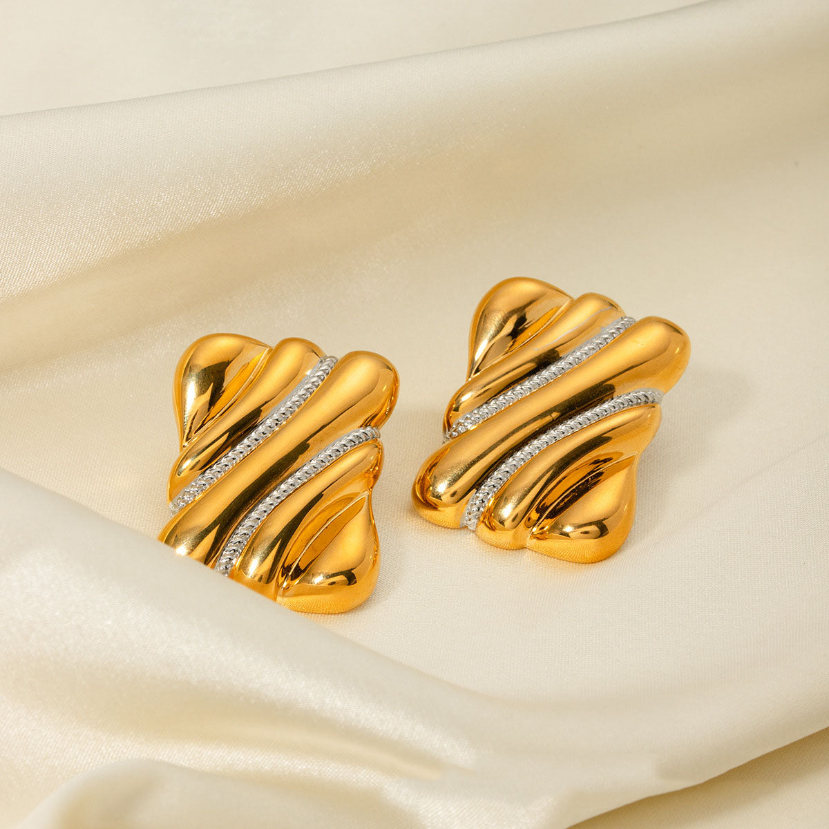 Modern square hoop earrings