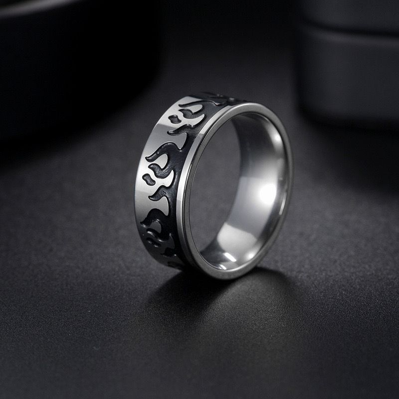 Drip Flame Band Ring (Silver)