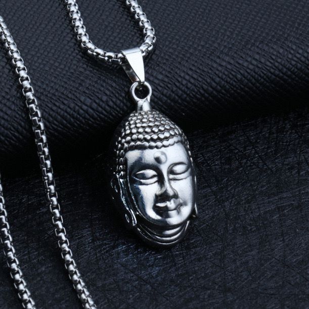 Serene Buddha (Pendant + Chain)