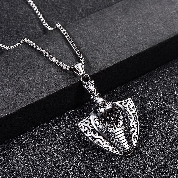 Cobra King (Pendant + Chain)