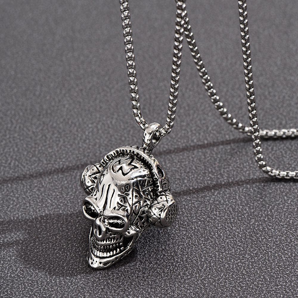 Skull Vibes (Pendant + Chain)