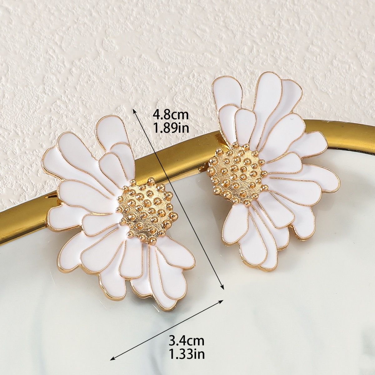Bloom Arc Earring