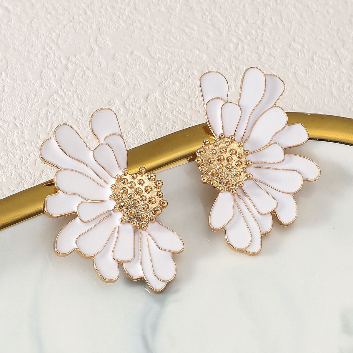 Bloom Arc Earring