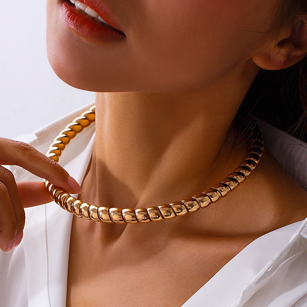 Lustrous Necklace
