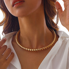 Lustrous Necklace