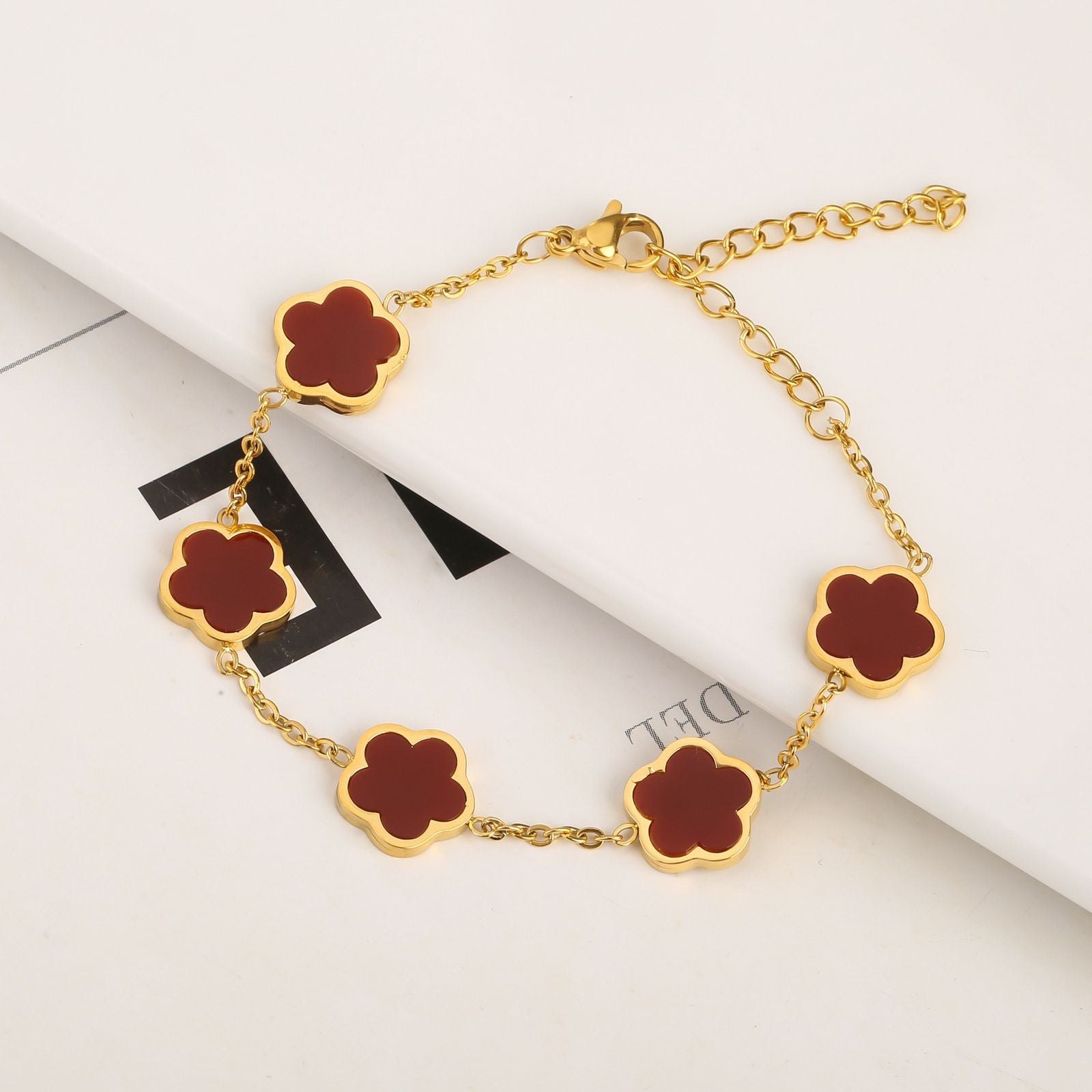 Gold Clover Charm Bracelet (18K Gold Plated)