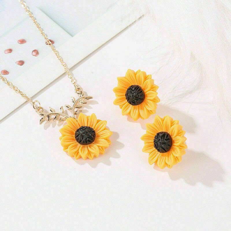 Sunflower Pendant Earring Set