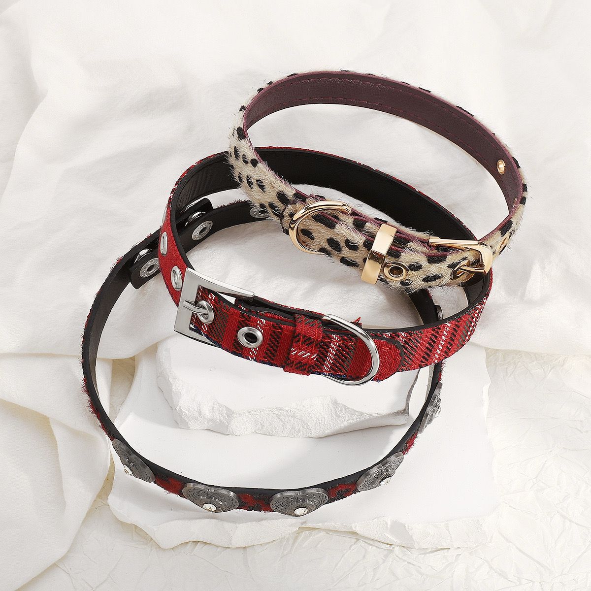 Belt Style Neck Strap Choker
