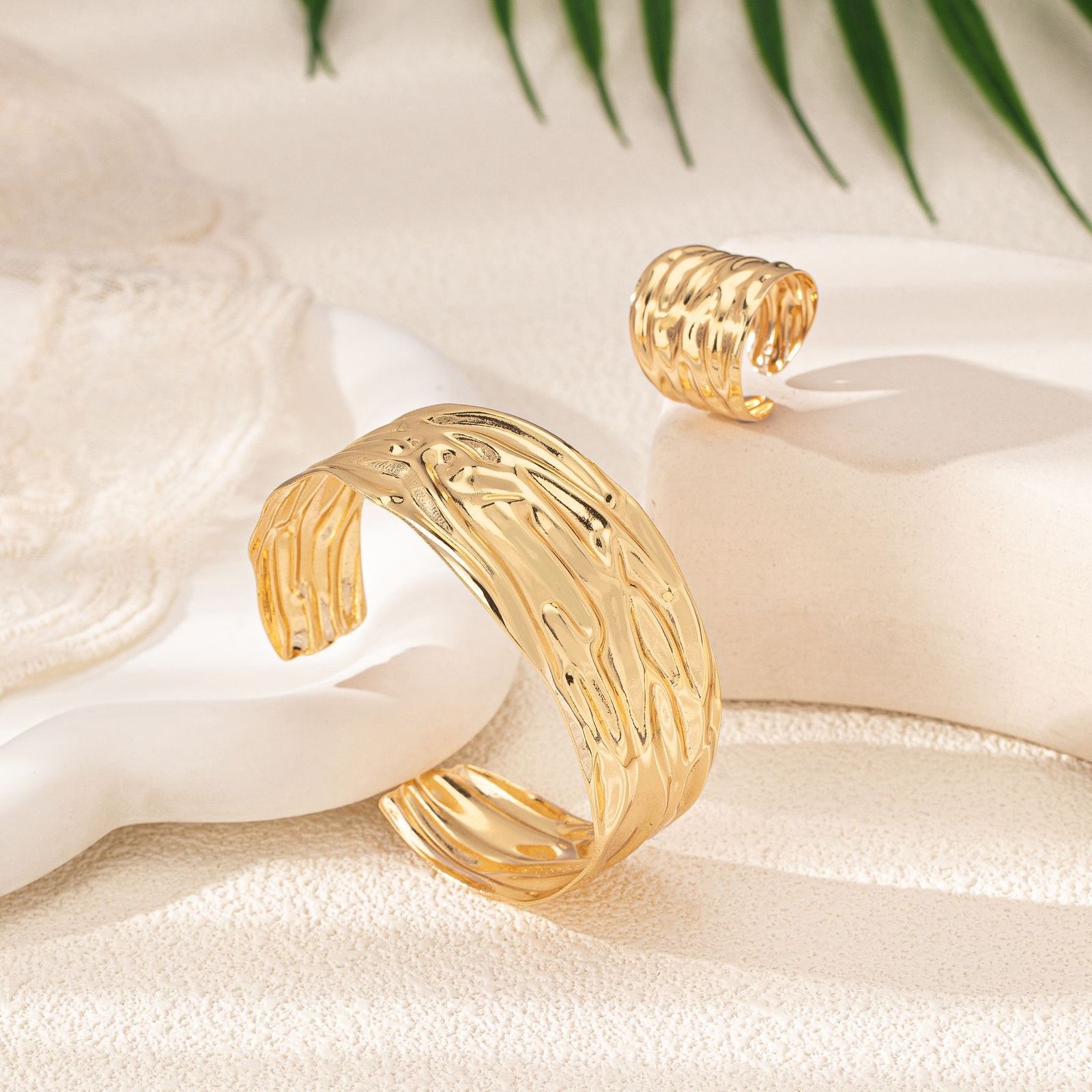 Hammered Set (Bracelet + Ring) - 14K Gold Plated