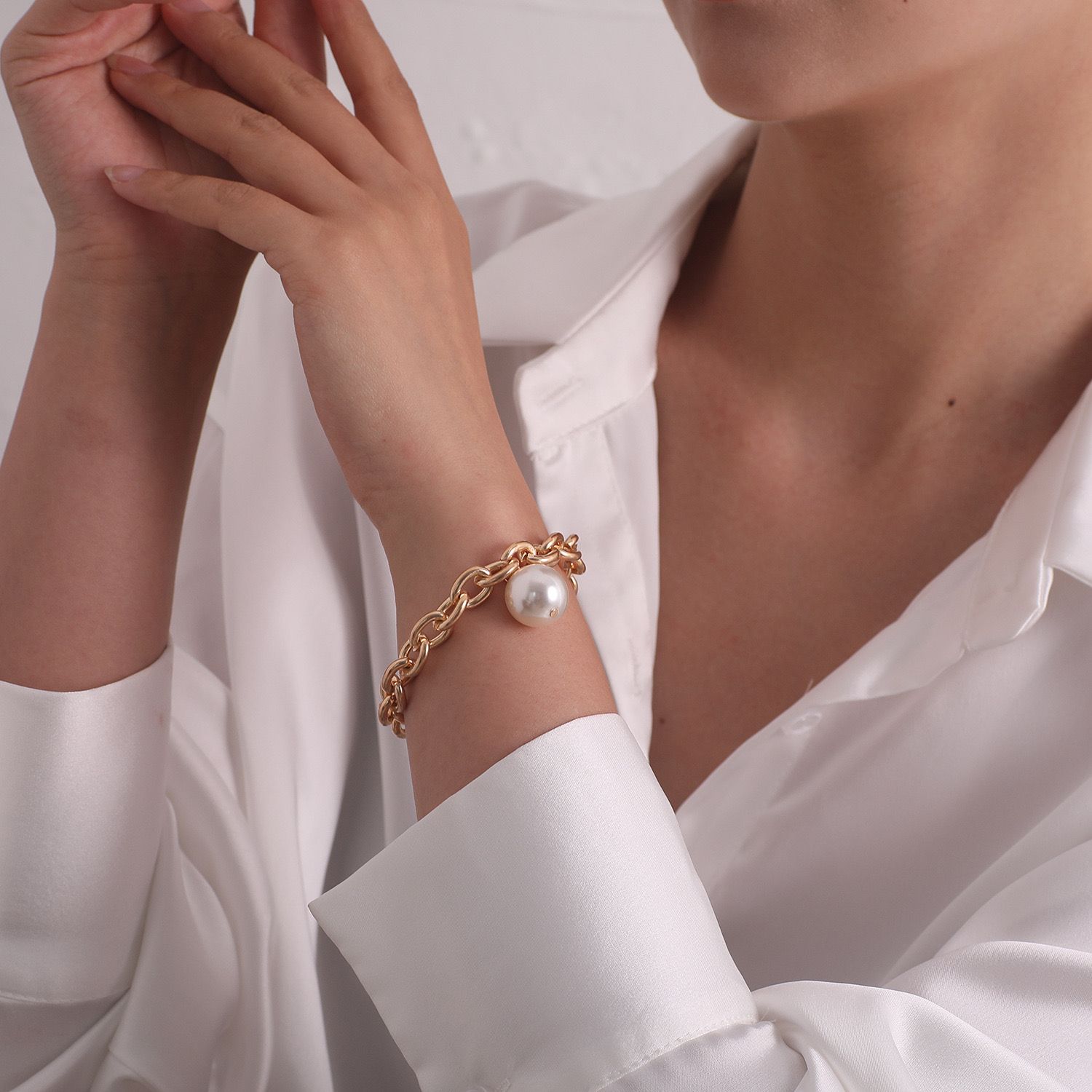 Dainty Pearl Link Bracelet