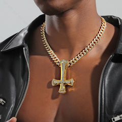 Iced Cuban cross (Pendant + Chain)