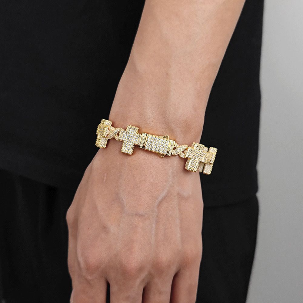 Iced-Out Men’s Bracelet - 18k Gold Plated