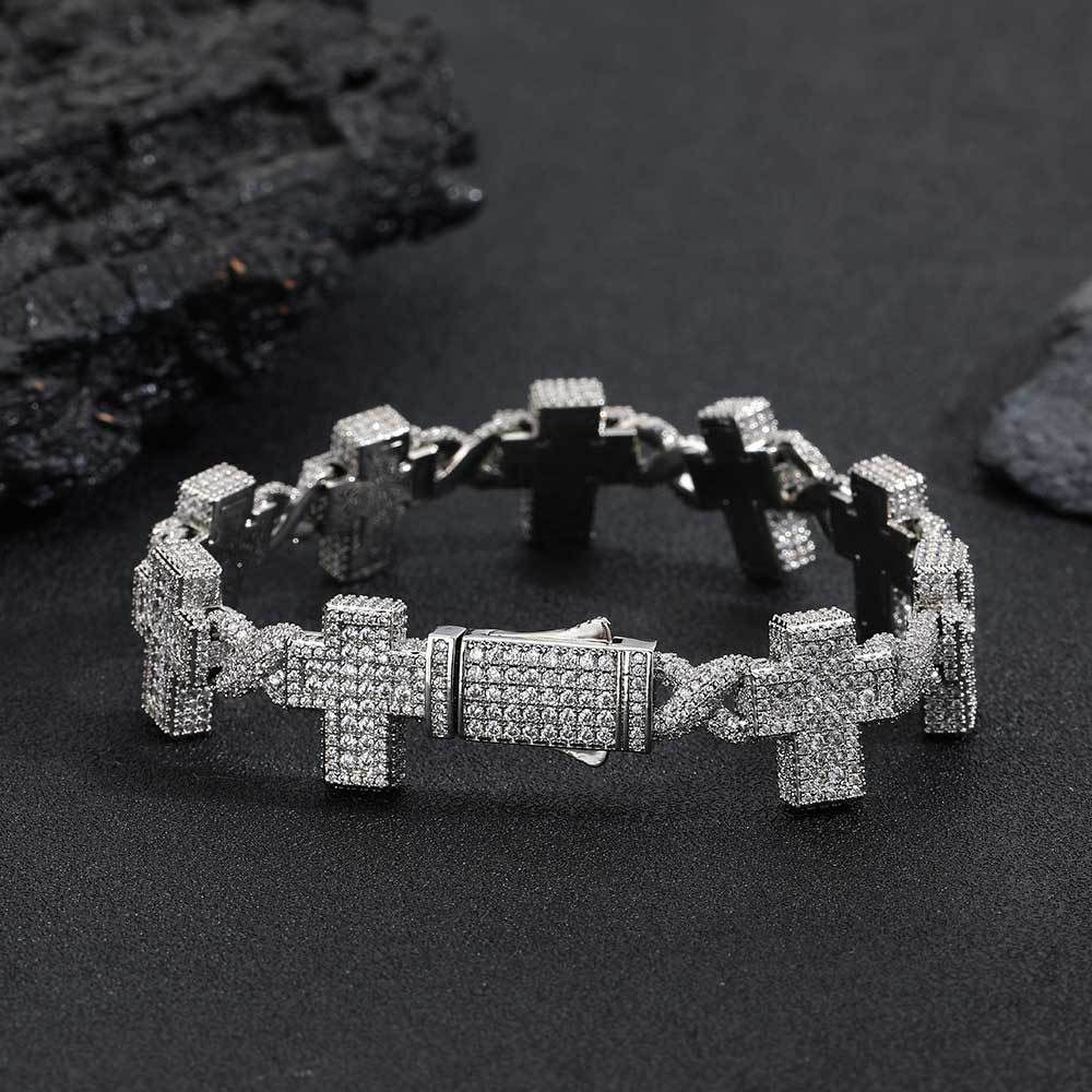Iced-Out Men’s Bracelet - 18k Gold Plated