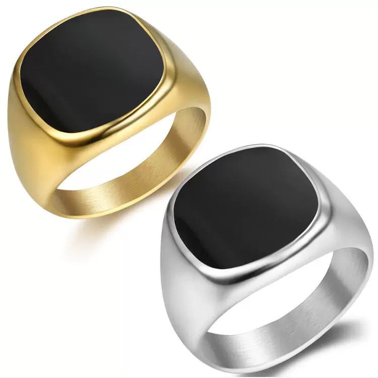 Classic Men’s Fashion Ring - 18K Gold Plated