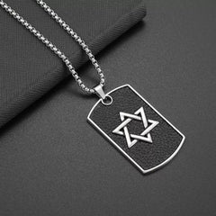 Men’s Classic Pendant with Chain