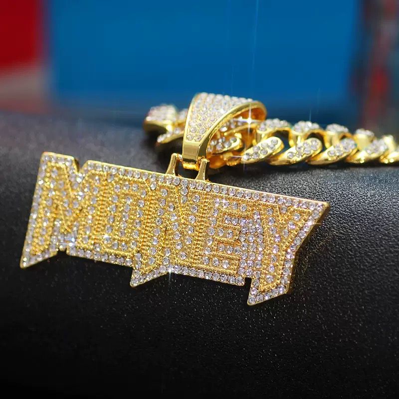 Money - Cuban Chain + Pendant