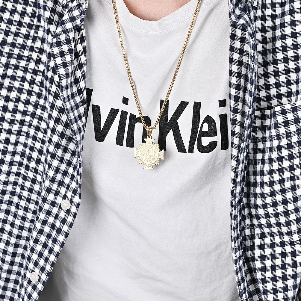 Men's Pendant & Chain - 18K Gold Plated