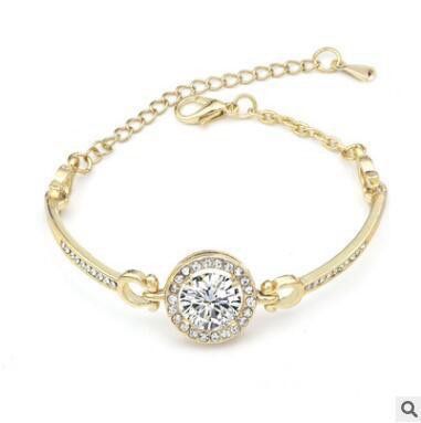 Luxe Glittering Diamond Bracelet