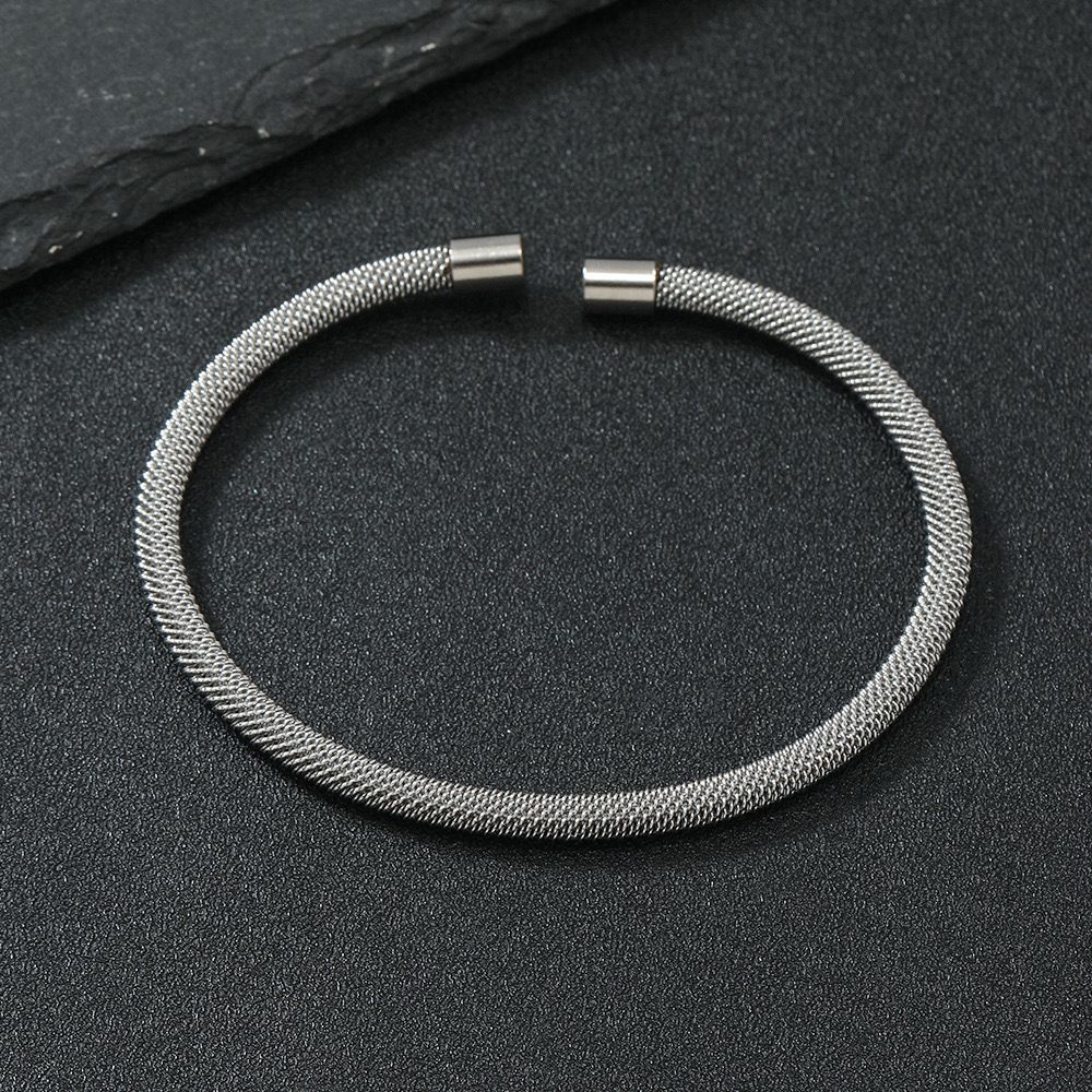 Elegant Mens Bracelet - 4MM