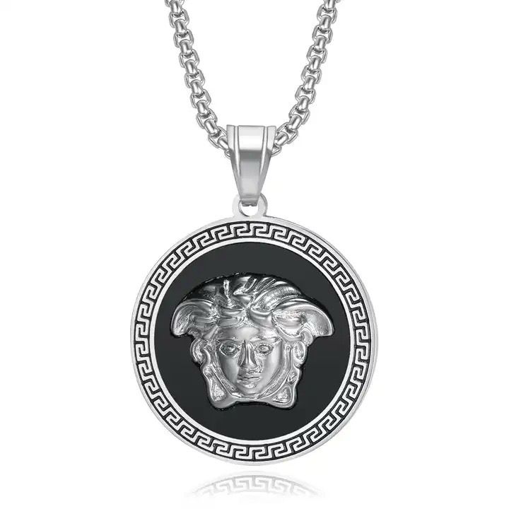 MEDUSA (PENDANT + Chain)