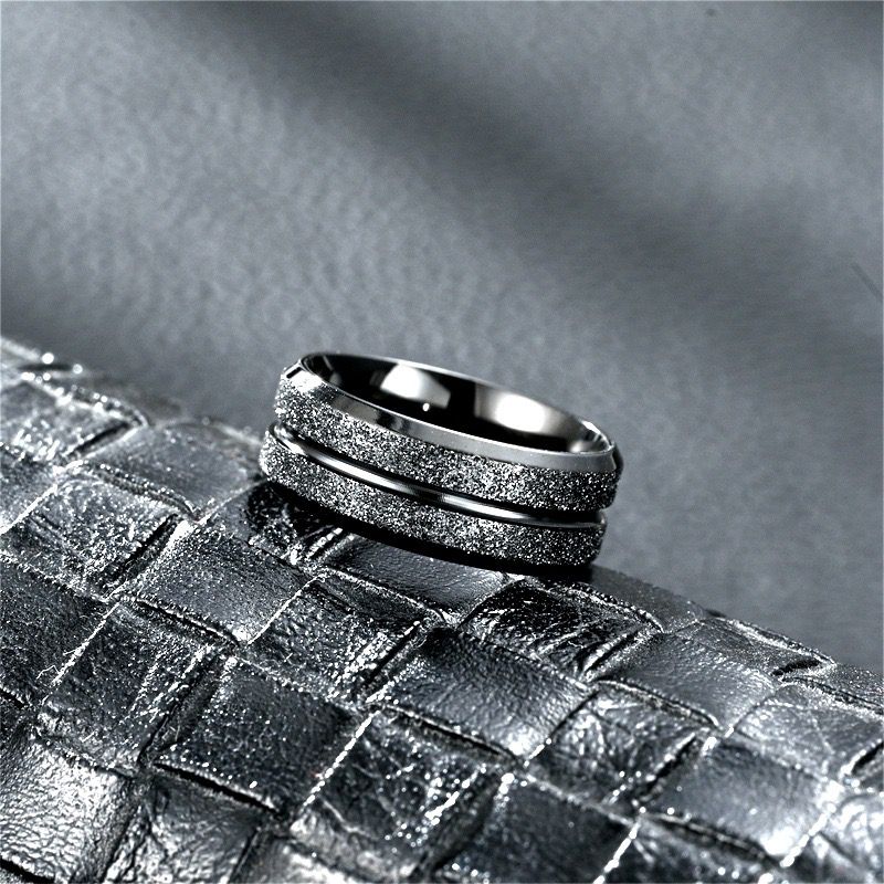 Evening Spark Men’s Band (Titanium)