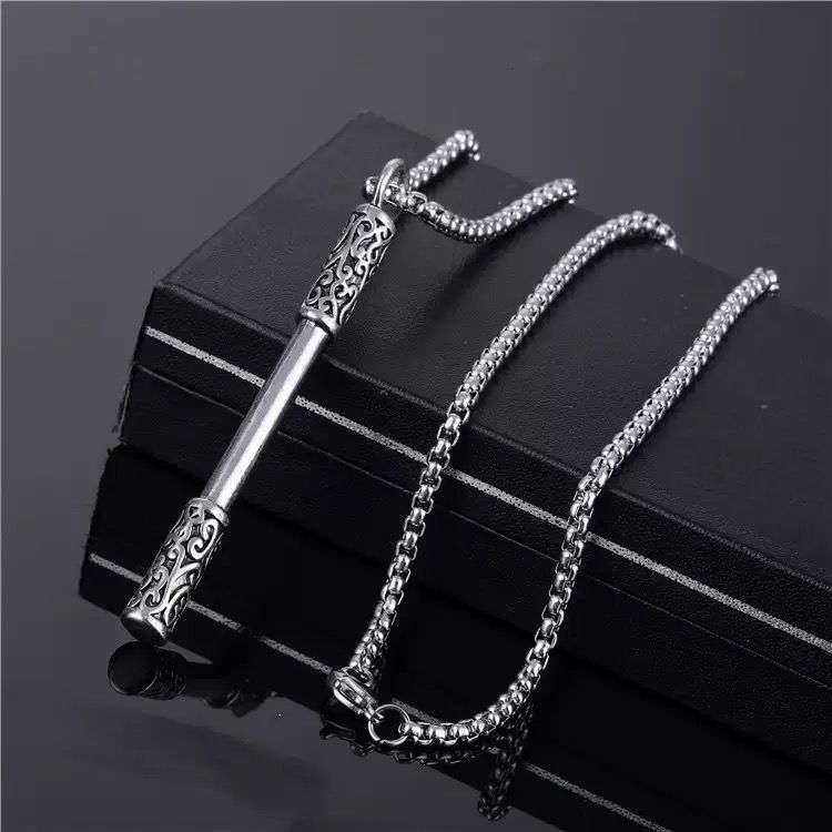 Retro Pendant and Chain