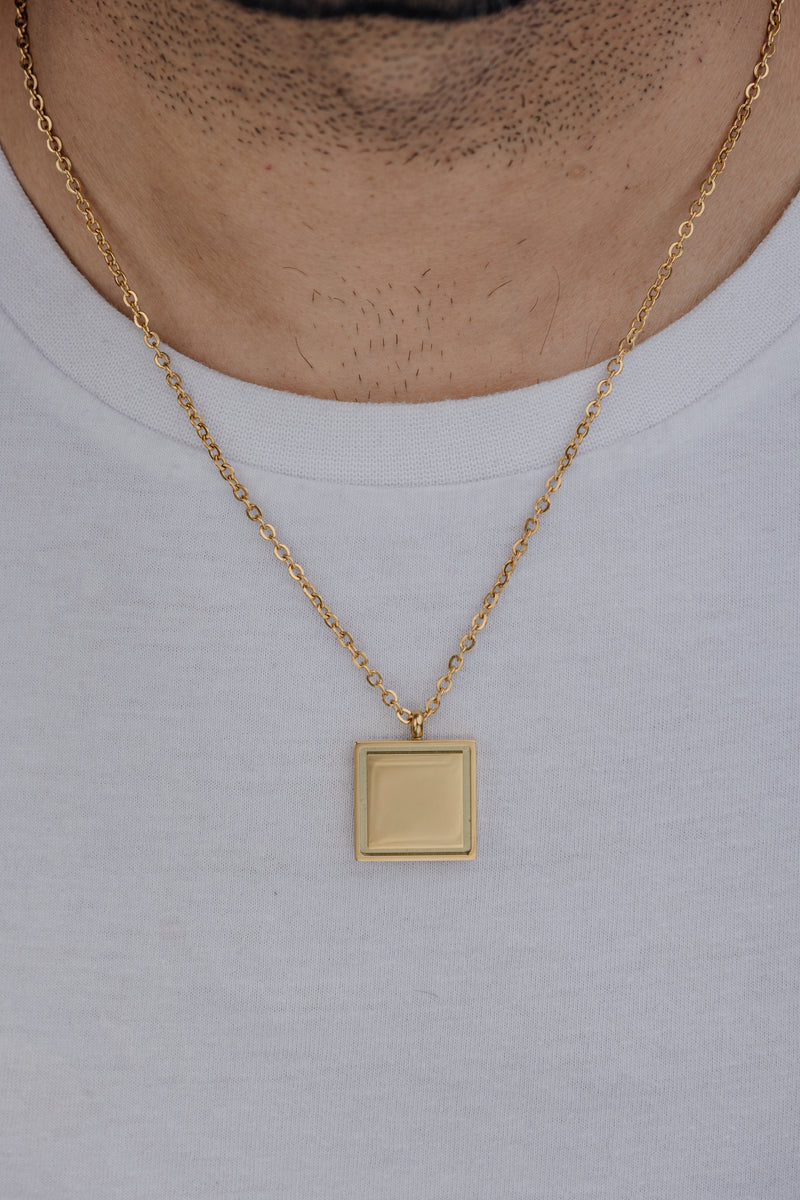 LANURA PENDANT (GOLD) Pendant+ Chain