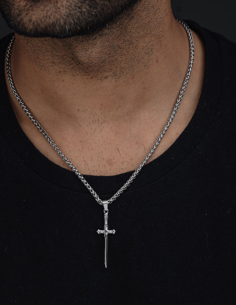 DAGGER (SILVER) Pendant+ Chain
