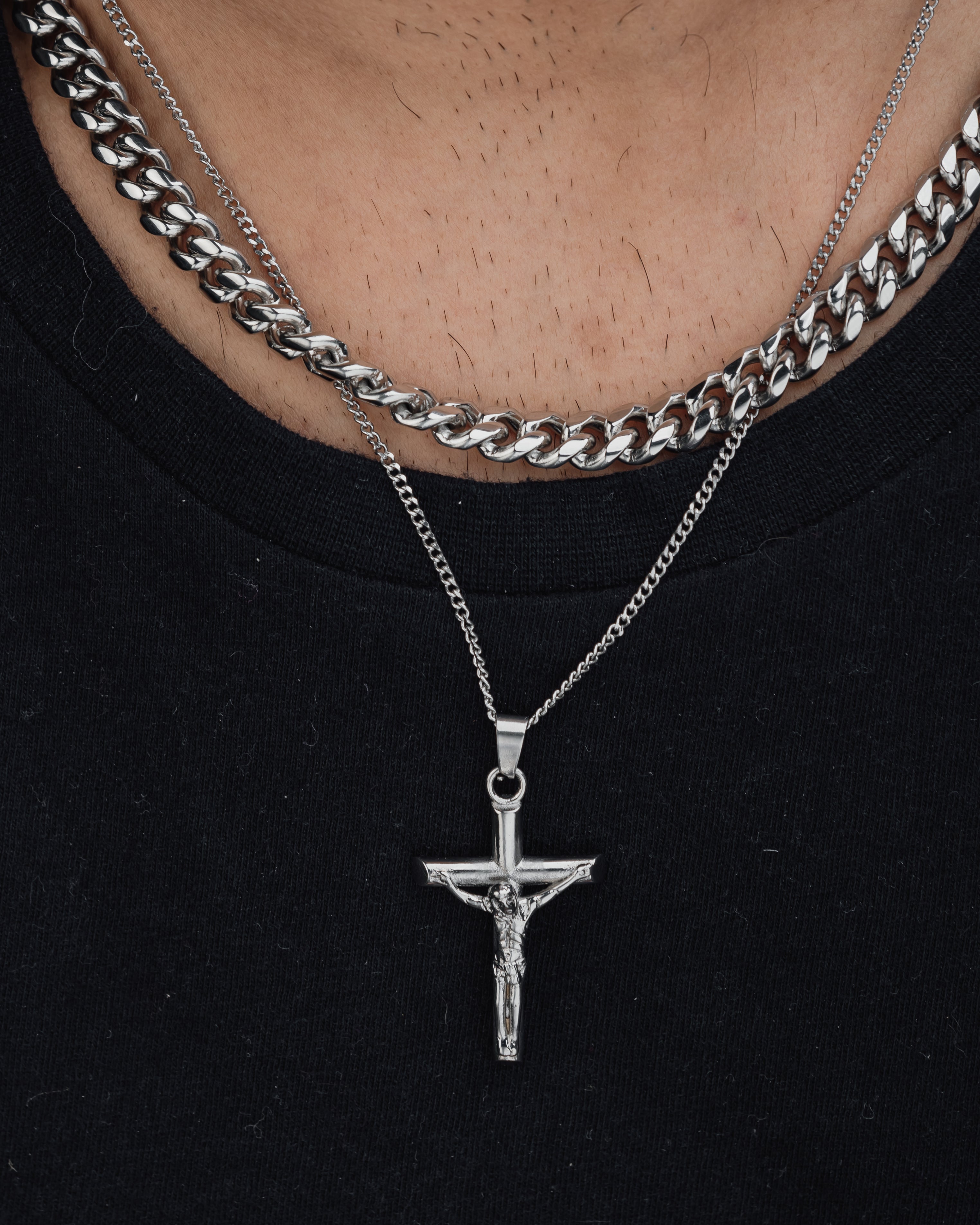 CRUCIFIX (SILVER) Pendant+ Chain