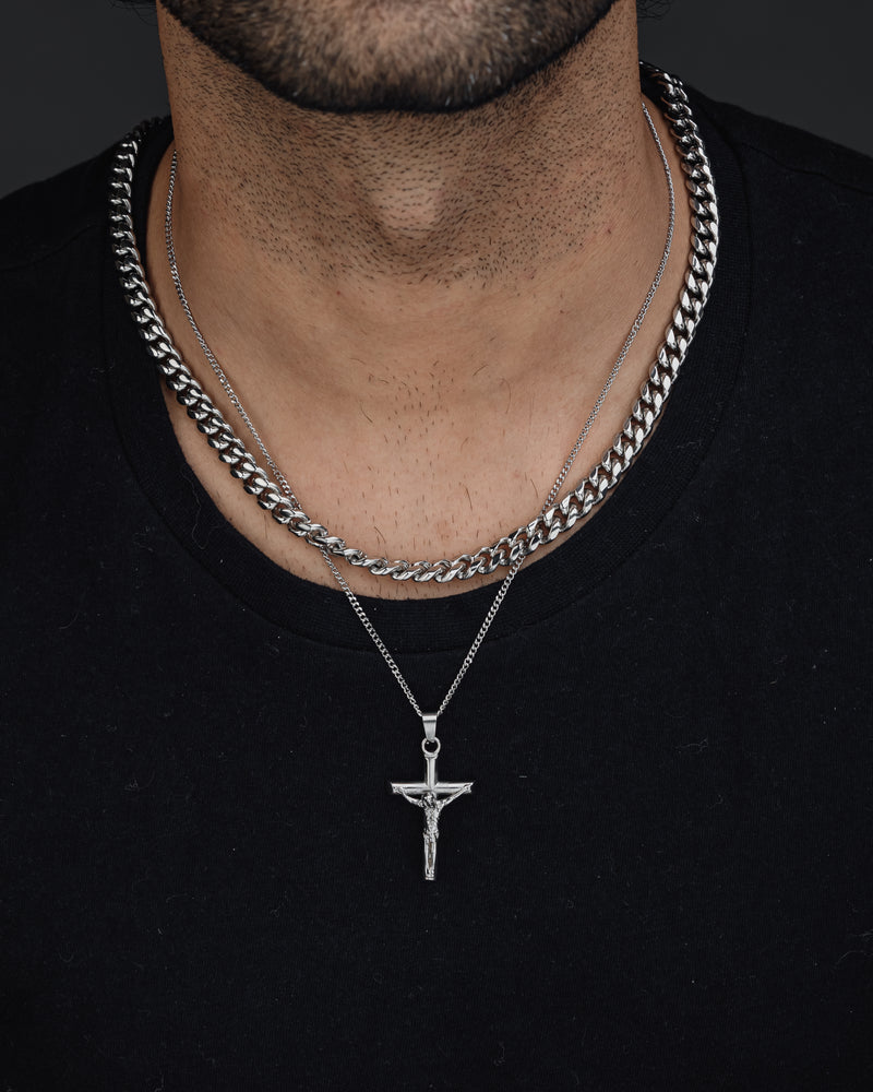 CRUCIFIX (SILVER) Pendant+ Chain